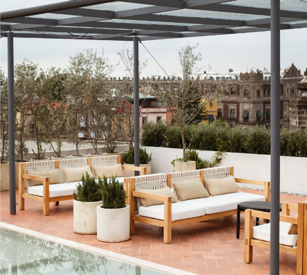 Círculo Mexicano combines rooftops, historic architecture, and Mexico City day passes in Downtown Mexico City